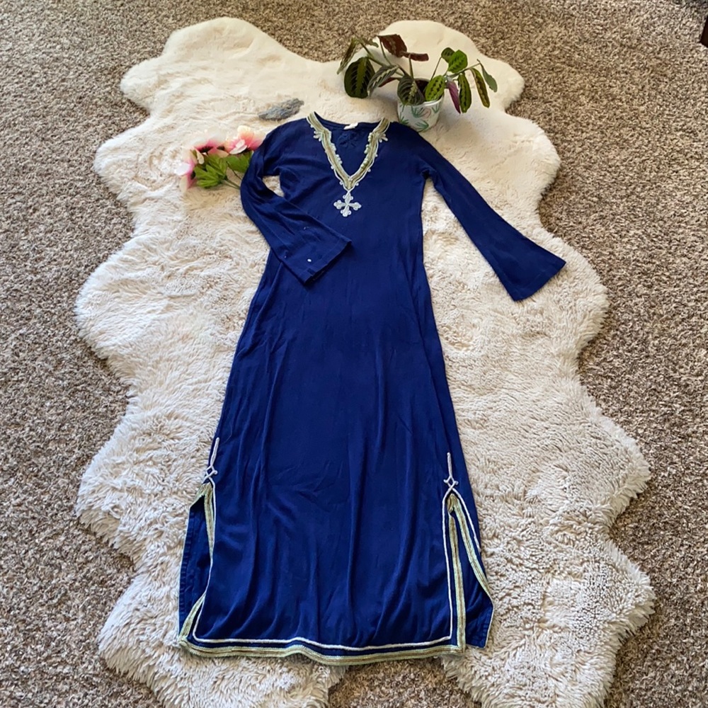 Bell sleeve dress